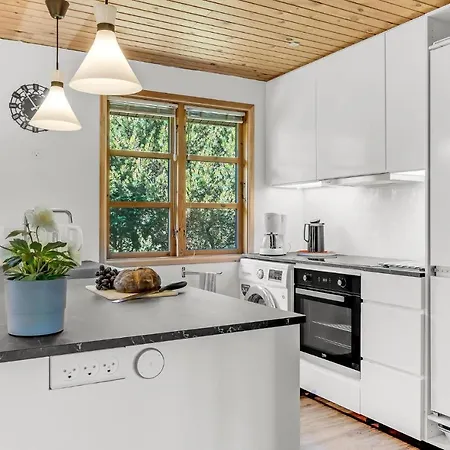 Lovely In Hornbaek With Kitchen Holiday home Dronningmolle