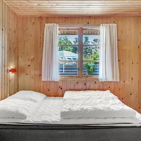 Lovely In Hornbaek With Kitchen Holiday home *